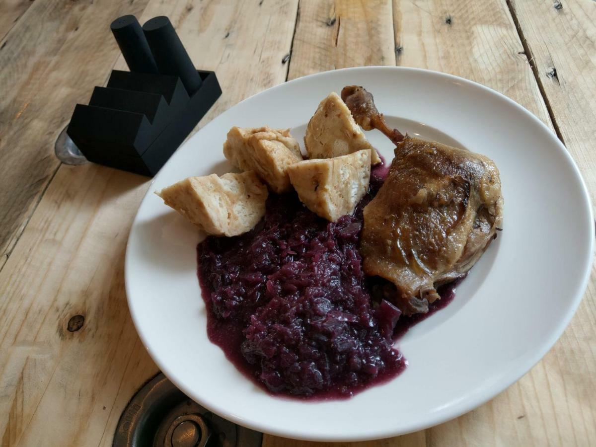 Penzion A Bistro Dilna Třeboň Buitenkant foto
