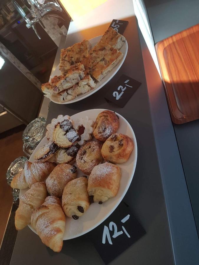 Penzion A Bistro Dilna Třeboň Buitenkant foto